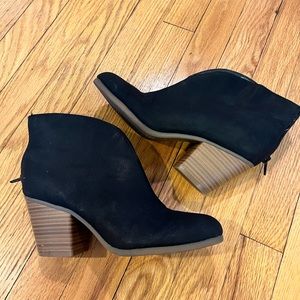 A2 by Aerosoles Gravity Ankle Boots: Women's 7.5